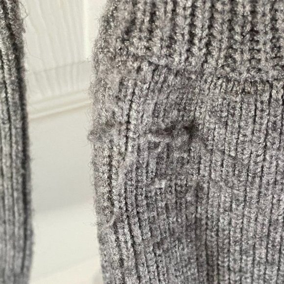 I.N.C. International Concepts Gray & Black Sweater - Picture 3 of 10